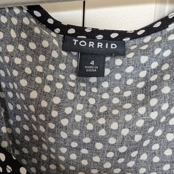 TORRID Polka Dot Challis Skater Dress SIZE 4 - Picture 4 of 4